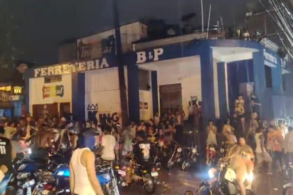 Vecinos de Los Guaricanos desafían a Melissa