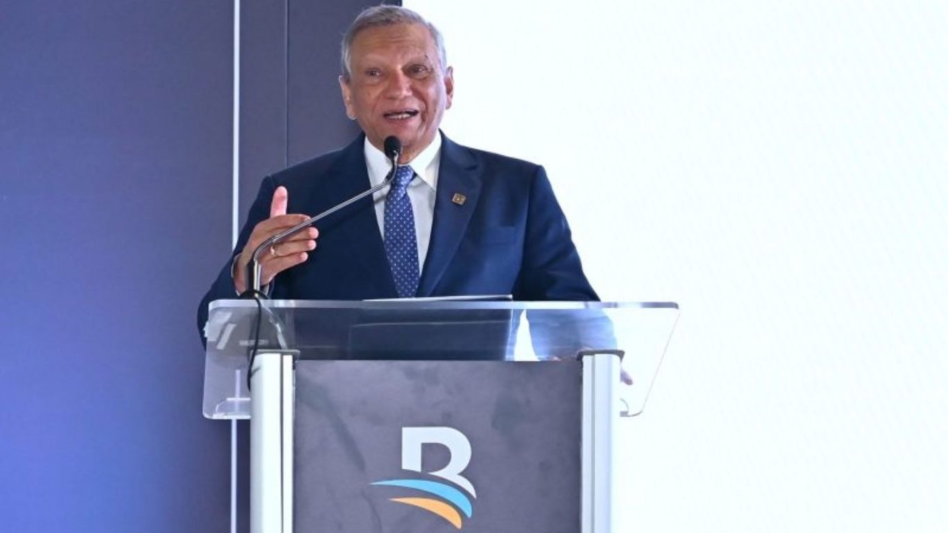 Leonardo Aguilera resalta la hospitalidad dominicana que atrae a los visitantes extranjeros