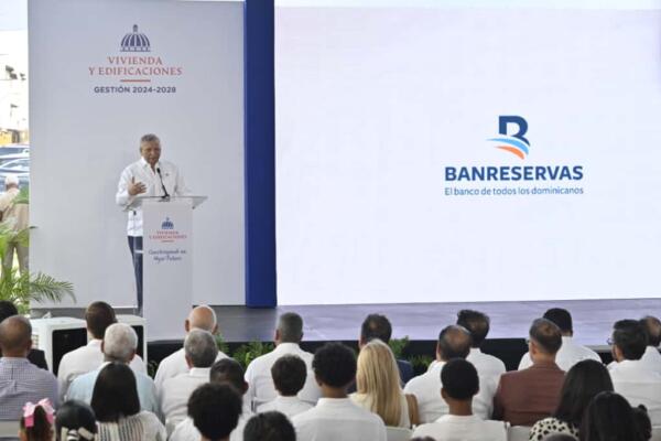 El presidente ejecutivo de Banreservas, doctor Leonardo Aguilera / Foto: externa 