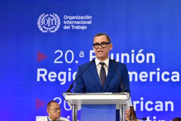 Eddy Olivares, ministro de Trabajo
Foto: fuente externa