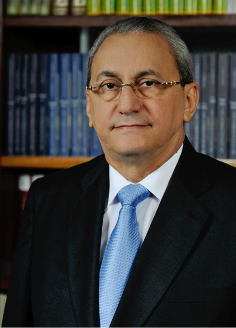 Al encuentro de este jueves asistieron, además de los señalados anteriormente, el ministro de deportes Kelvin Cruz, el licenciado Catalino Correa Hiciano, director general de Bandex, Vitelio Mejía Ortiz, presidente de Lidom
