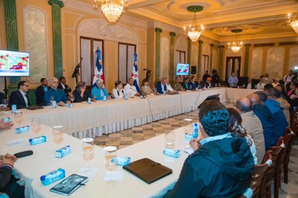 Presidente Abinader mantiene suspensión de labores y de docencia este jueves para el Gran Santo Domingo y provincias en alerta roja. FOTO: Presidencia RD
