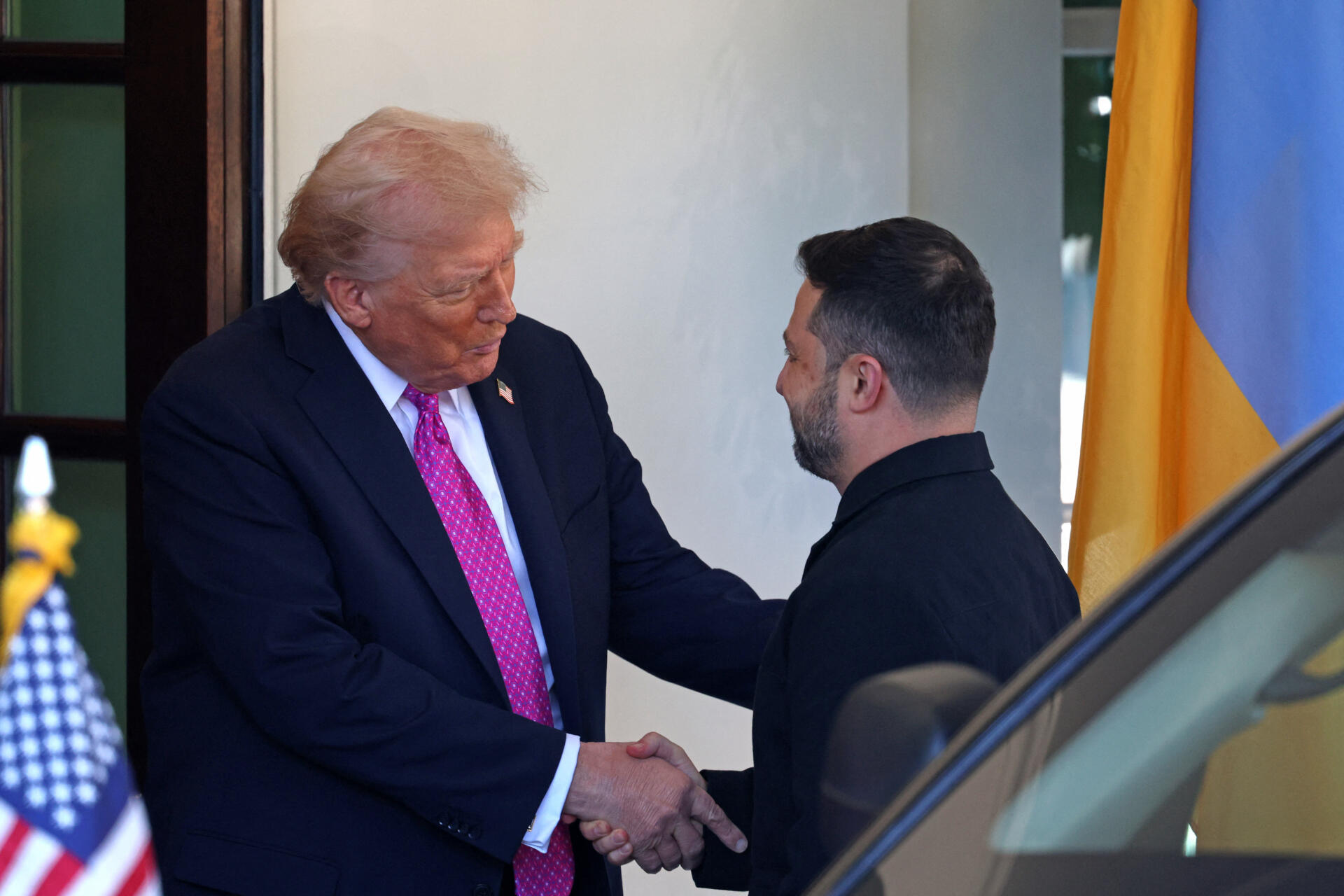 Trump y Zelenski hablan de "disminuir tensiones", antes de considerar ataques en Rusia