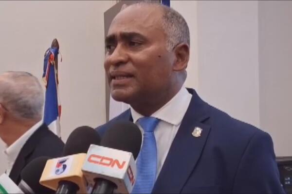 Senador julito fulcar realiza rendición de cuentas de su primer año de gestión