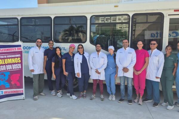 ¡Misión cumplida! El equipo de odontólogos exalumnos de Don Bosco y profesionales aliados