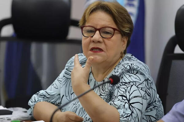 Gloria Ceballos responde a críticas en redes sociales