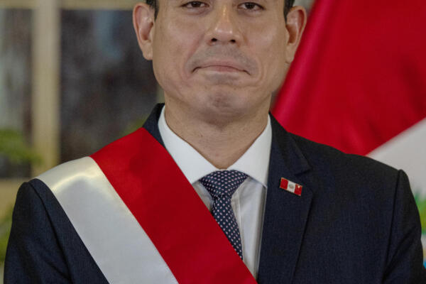 Presidente de Perú afirma que su Gobierno está comprometido 