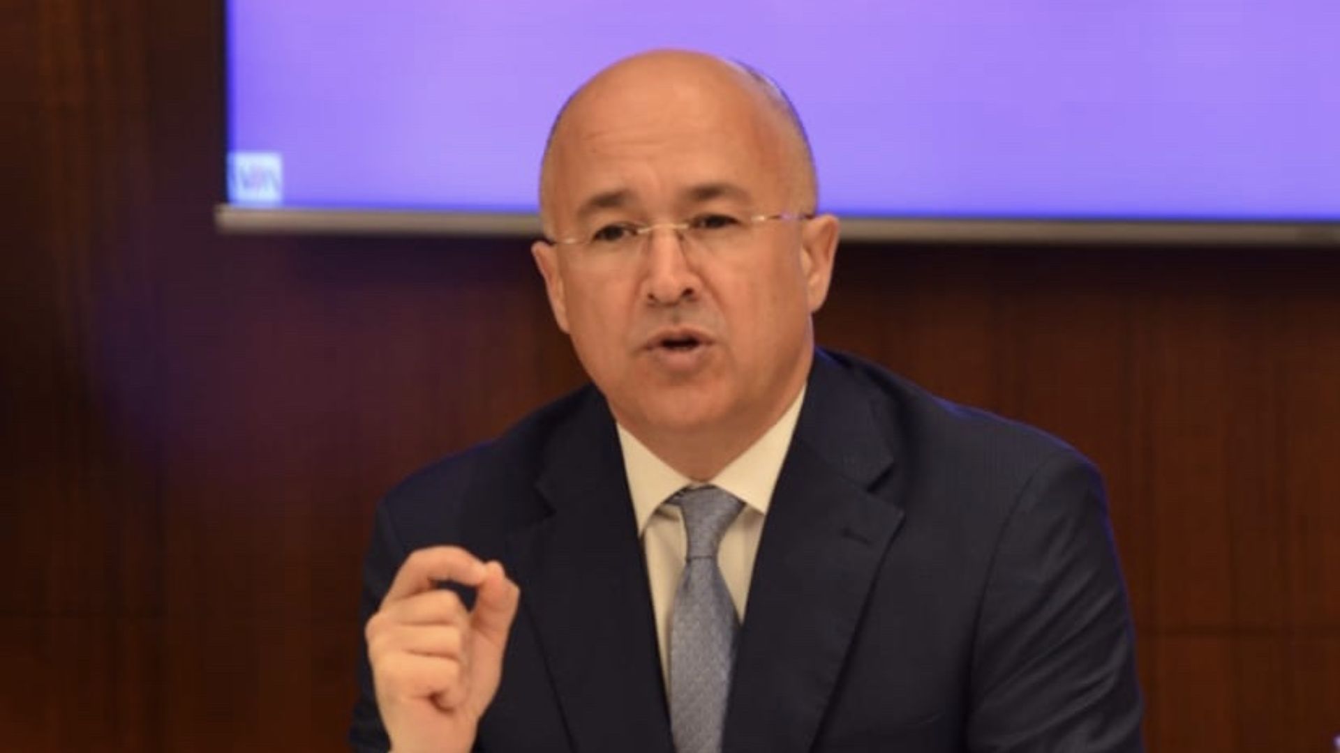 Francisco Domínguez Brito llamó al presidente del Senado a detener la aprobación del nuevo Código Procesal Penal (CPP).