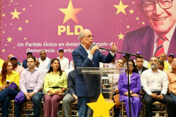 Danilo Medina asegura PLD ganará las próximas elecciones; dice que a la gente no le va bien en el PRM