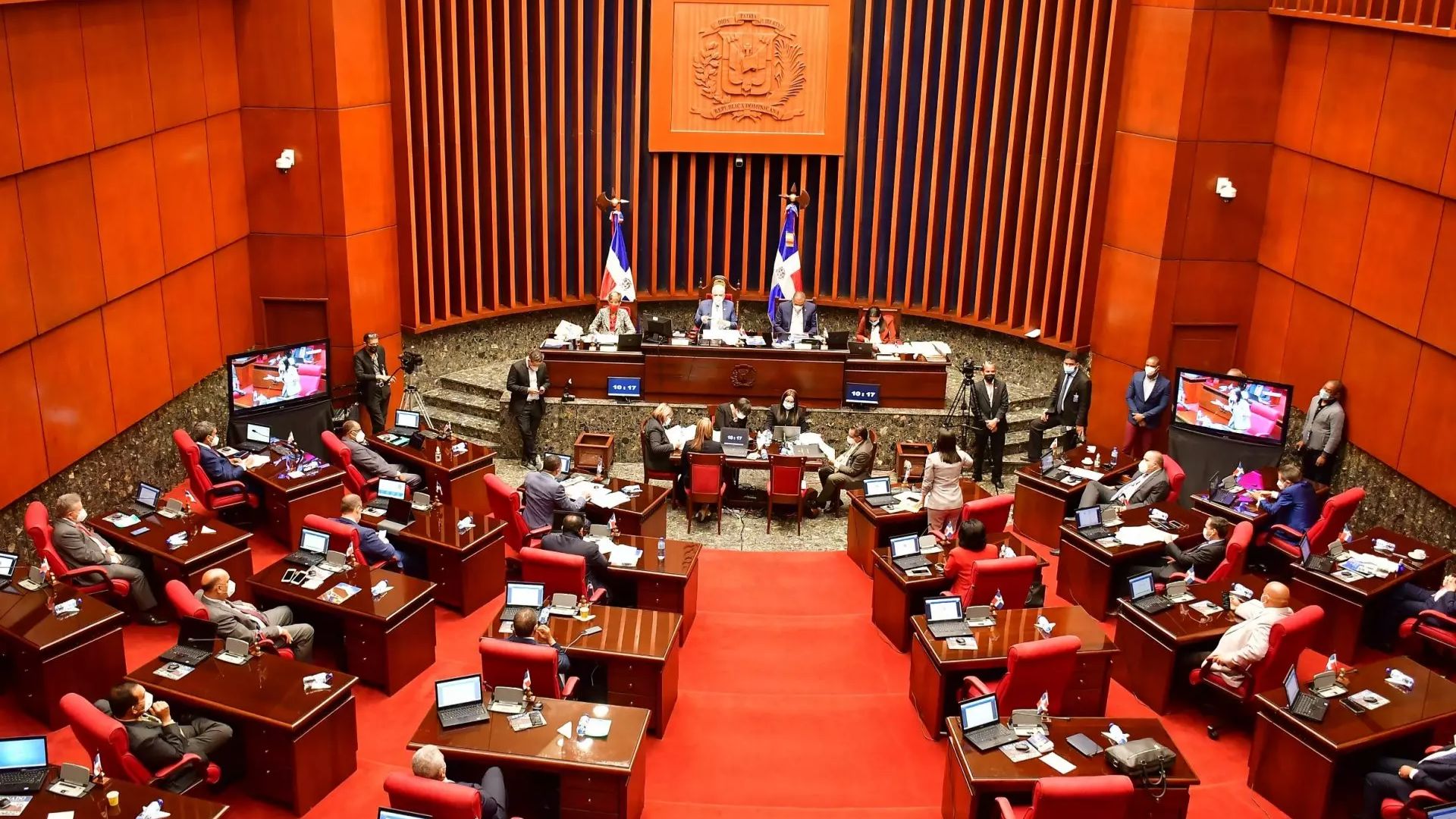 Reformas claves vuelven a quedar fuera al cerrar legislatura