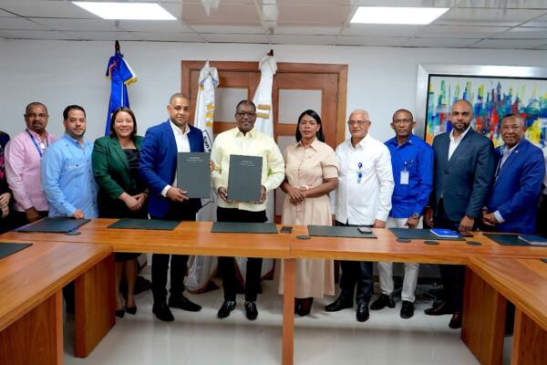 Idoppril y Ayuntamiento SPM firman convenio en favor de servicios