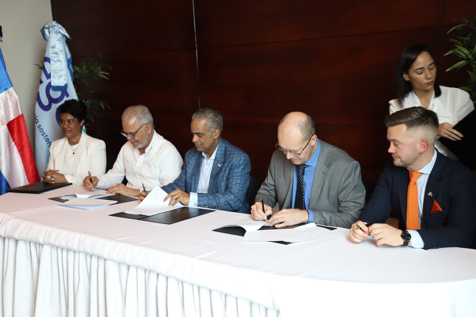 Egehid recibirá aporte de Swedfund para repotenciar centrales hidroeléctricas