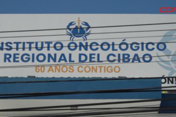 Actualmente, el hospital cuenta con más de 400 empleados, entre ellos 100 enfermeras y 135 médicos.