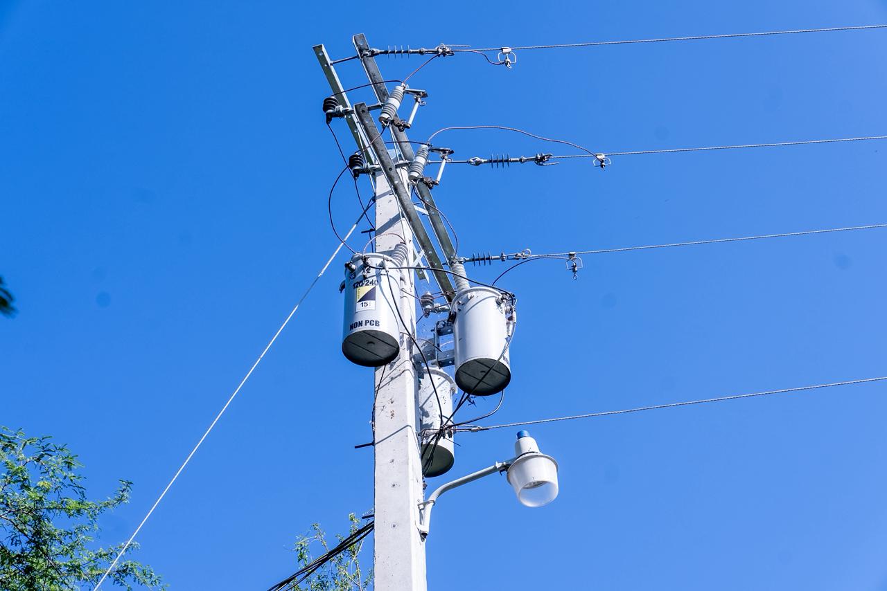 Gobierno entrega proyectos de electrificación rural por más de RD$ 91 MM