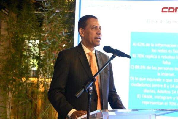 Guido Gómez Mazara, presidente del Instituto Dominicano de las Telecomunicaciones (Indotel)