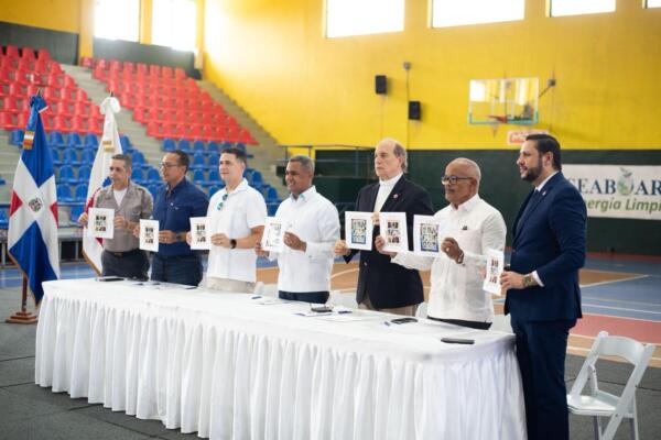 Inposdom inmortaliza en sellos postales a las glorias deportivas y musicales de San Carlos