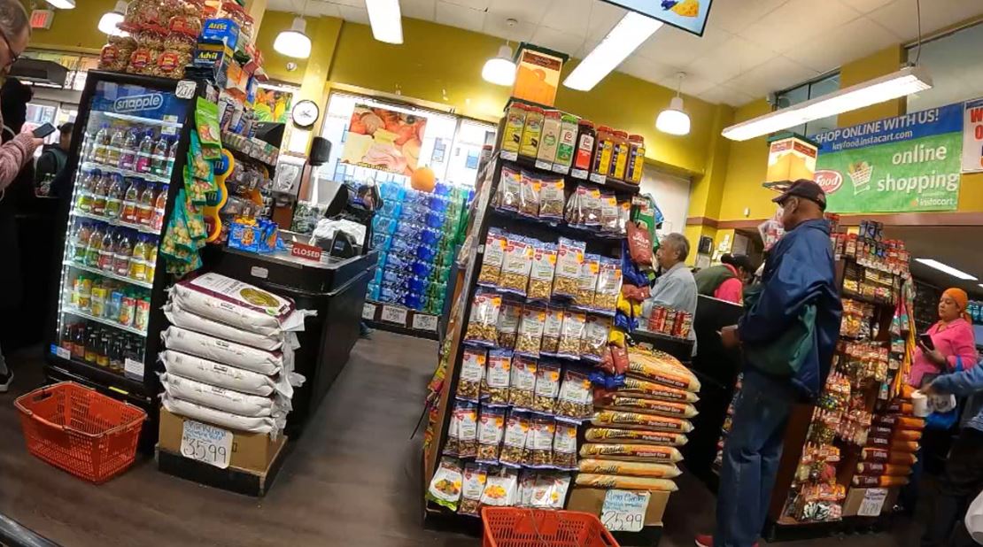 Cierre federal amenaza SNAP Tres millones en riesgo en NY