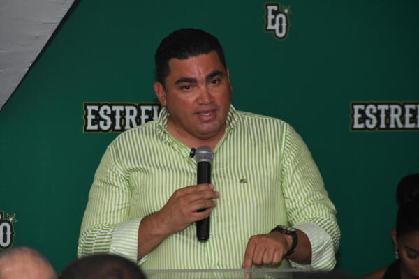 ÁNGEL OVALLES, VICEPRESIDENTE OPERACIONES ESTRELLAS