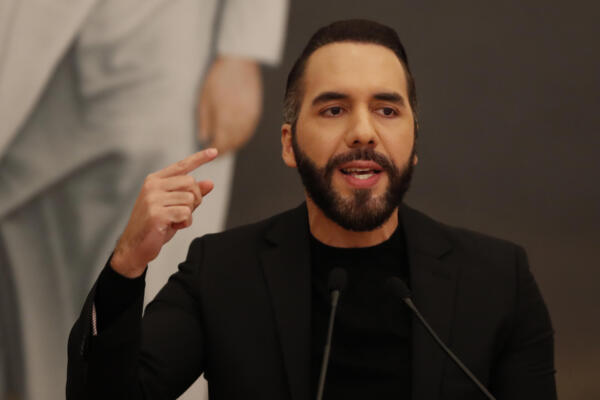 Fotografía de archivo del presidente de El Salvador, Nayib Bukele, durante una rueda de prensa, en San Salvador. EFE/Rodrigo Sura
