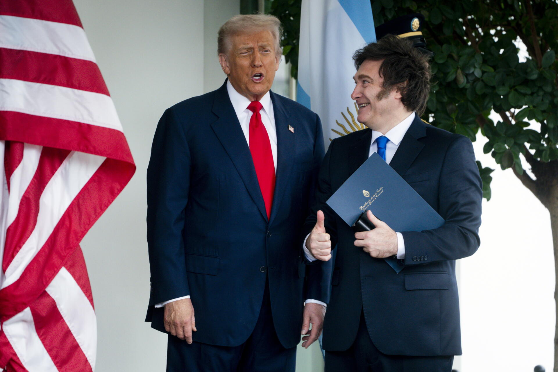 Milei entrega a Trump agradecimiento de familias de rehenes argentinos liberados en Gaza