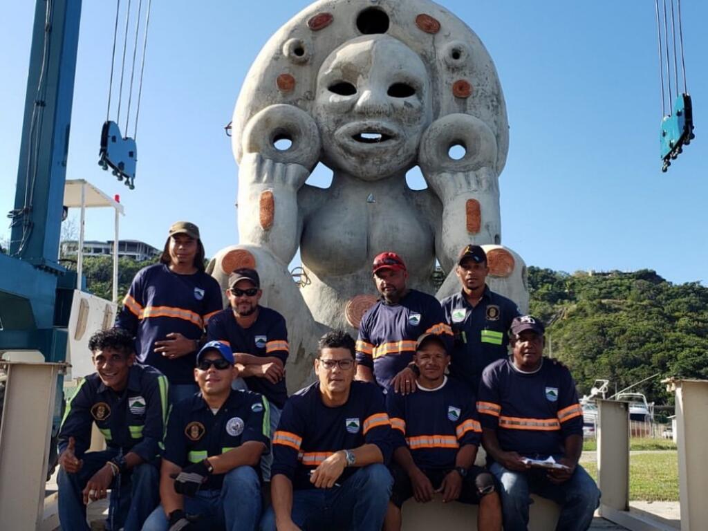 El equipo que en 2023 trabajó en el asentamiento marino de la estatua de Atabey