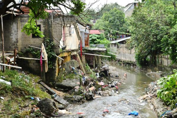 Las recientes inundaciones en RD provocadas por el huracán Melissa han dejado un panorama devastador para numerosas familias / foto: Félix de la Cruz