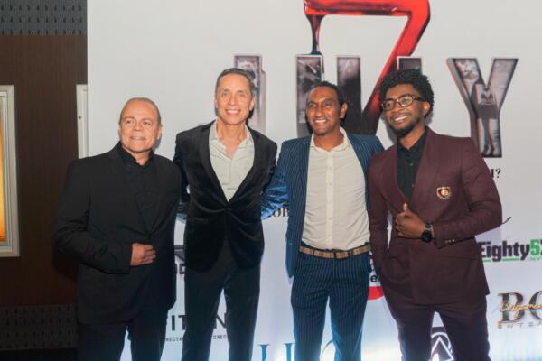 La esperada película “7 de julio” realizó su gala premier.