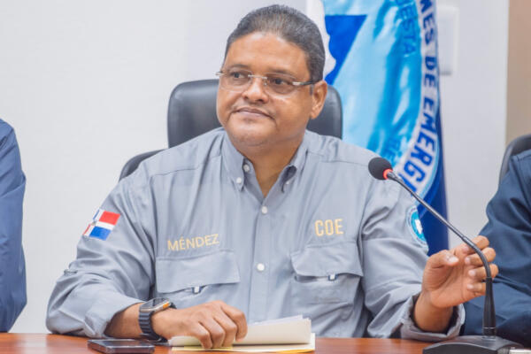 El director del COE recordó que la responsabilidad ciudadana es clave en emergencias.