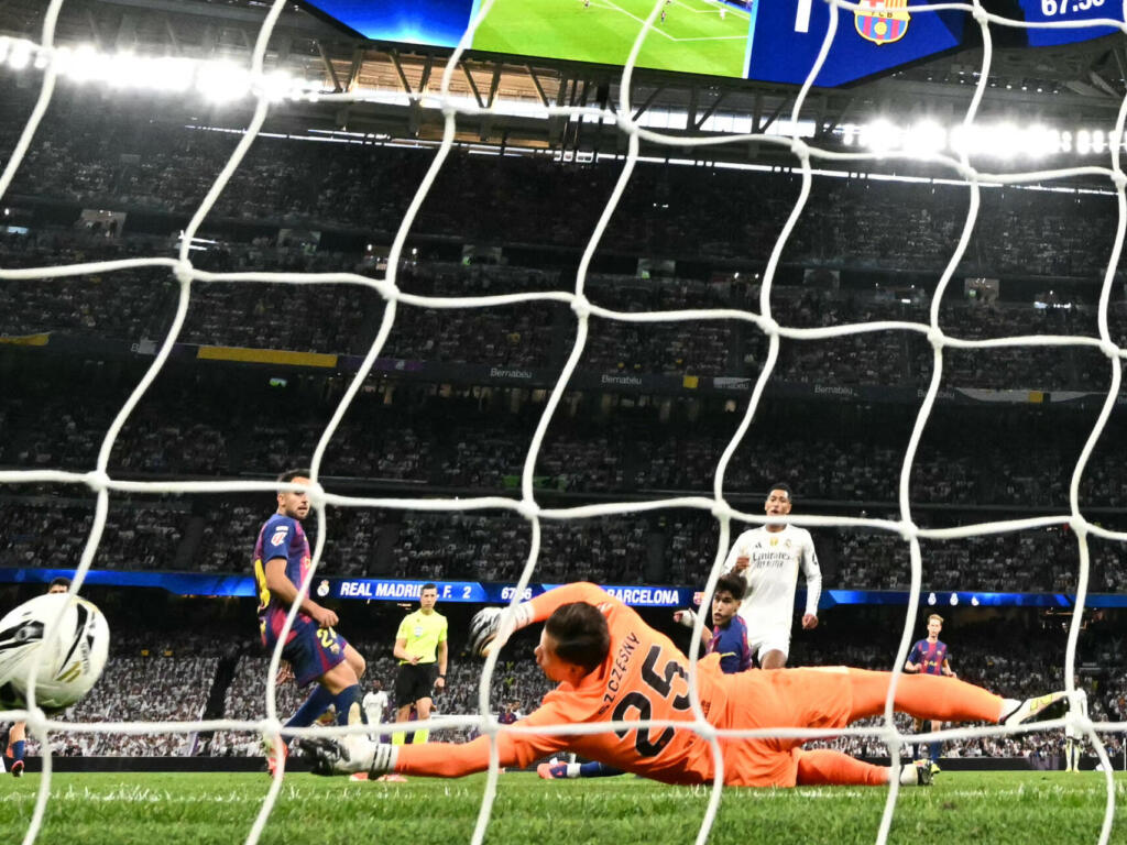 El Real Madrid derrotó 2-1 al Barcelona en el Bernabéu
