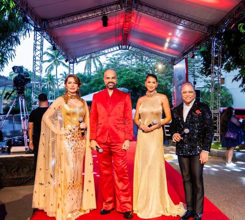 Escenario de los Glamour Music Awards 2025 en el Hotel Jaragua