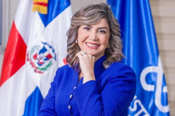 ¿Cómo protege la ley a las víctimas y testigos en procesos penales en RD?