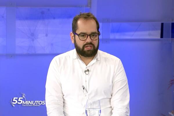 El abogado Francisco Álvarez Martínez en el programa 55 minutos de Julissa Céspedes. 