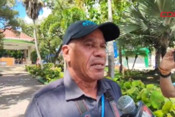 Piden investigar a capitán de Policía por amenazas.
