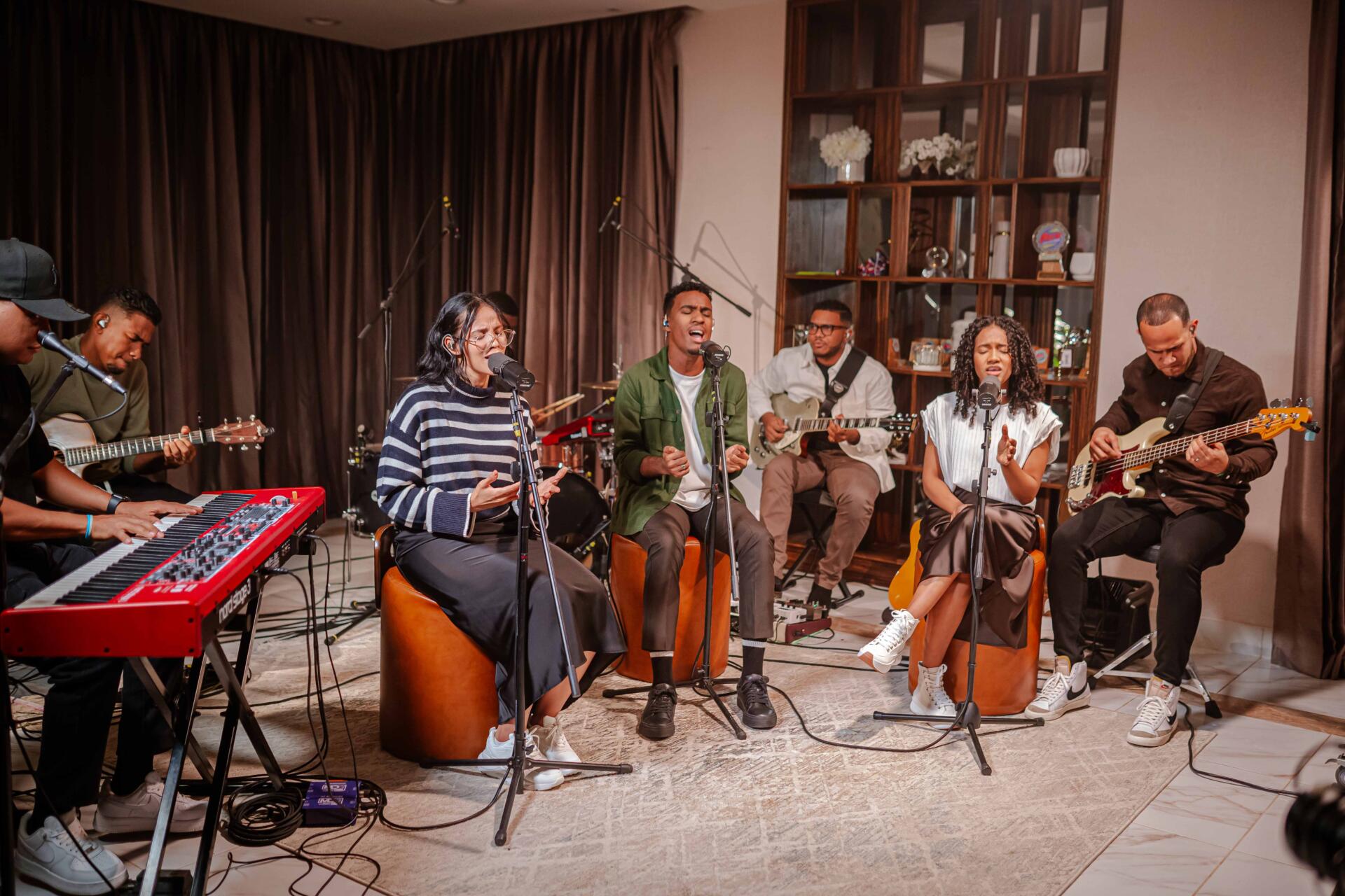 "Un Mismo Espíritu” presenta la versión acústica de su tema “Este no es el final”