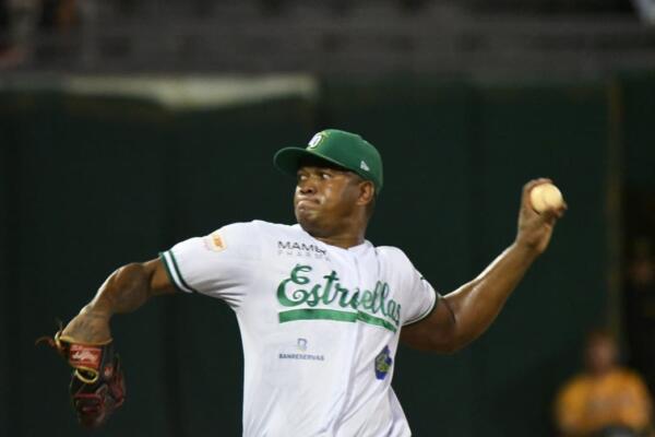 El equipo verde visita la noche de este jueves a los Tigres del Licey en el Estadio Quisqueya Juan Marichal a las 7:30 P.M.
