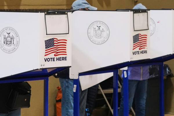 Votantes en Nueva York participan en la elección de alcalde y en Nueva Jersey de gobernador