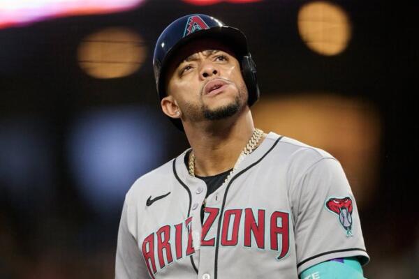 Los Diamondbacks recompensaron a Marte con una extensión de contrato a principios del 2025, que se extiende hasta el 2030 con una opción del jugador para el 2031. Es un acuerdo muy asequible para Arizona, con US$91 millones garantizados restantes.

