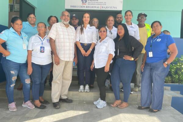 Más de 70 empleados del INDRHI reciben atención de salud en María Trinidad Sánchez.