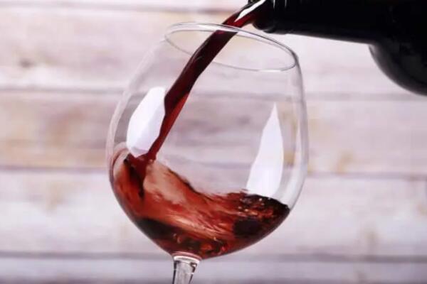Cada 24 de noviembre se celebra el Día Mundial del Vino Tinto.