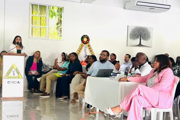 Realizan primer simposio de residencias médicas en hospitales de La Altagracia