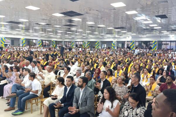 Los hombres y mujeres reintegrados concluyeron satisfactoriamente el programa terapéutico, disciplinario y social establecido por la entidad.