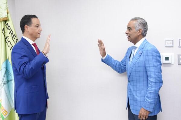 Foto: La juramentación fue realizada por el ministro de Energía y Minas, Joel Santos