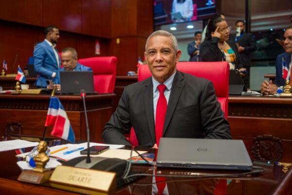 Senador Franklin Romero.