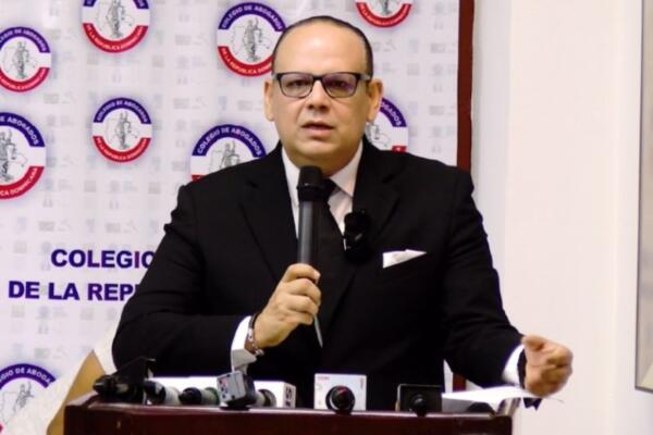 El presidente del gremio, Dr. Trajano Vidal Potentini.