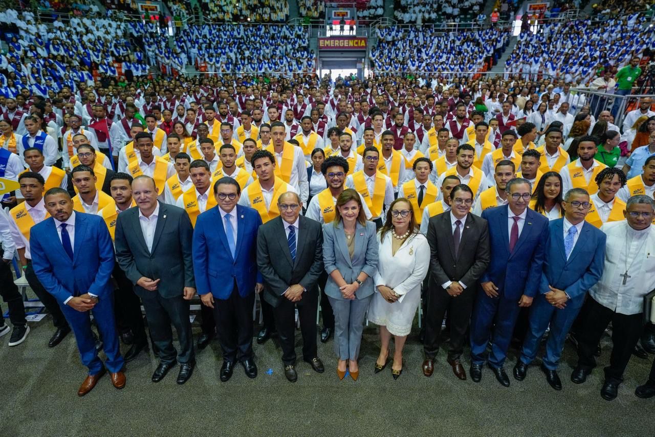 Infotep gradúa más de mil 400 nuevos técnicos graduados en la Región del Cibao