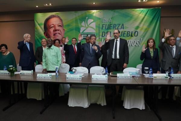 En el encuentro también se les tomó juramento a los nuevos miembros electos de la Dirección Política.