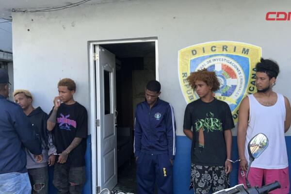 Dicrim desmantela punto de drogas en barrio Las Antenas.