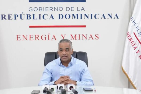 El ministro de Energía y Minas, Joel Santos.