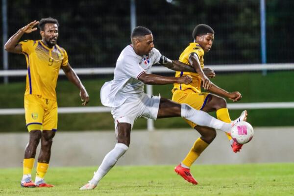 El sábado continuarán las acciones con dos partidos: Martinica y Cuba chocarán a partir de las 5:00 PM, mientras San Vicente y las Granadinas y Santa Lucía harán lo propio desde las 8:00 PM.