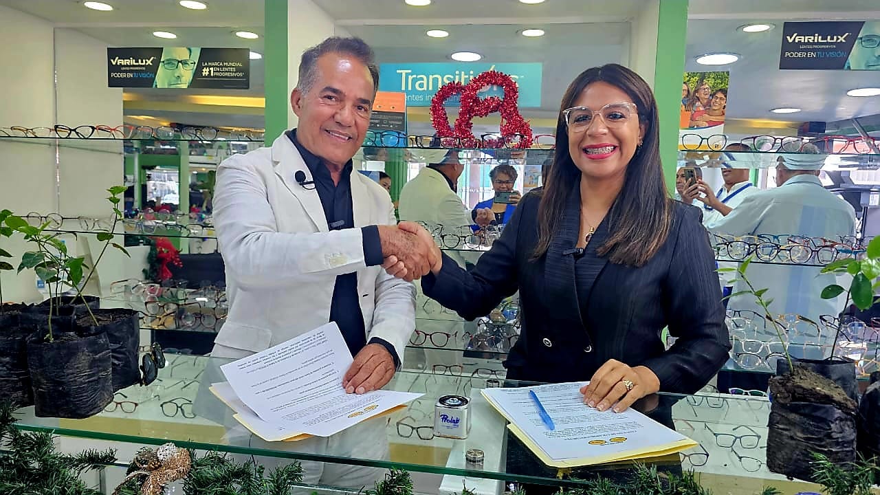 Cipesa y Fundación Mundo Verde de Óptica Almánzar fortalecen alianza por la salud visual y la conciencia ambiental en periodistas y sus familias